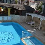 Safari Apart Otel