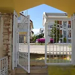 Safari Apart Otel