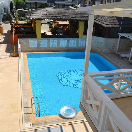 Aparthotel Safari Side