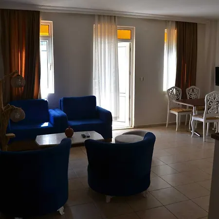 Апарт-готель Safari Сіде