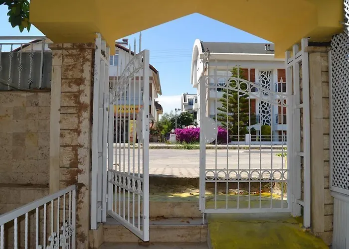 Safari Apartmanhotel